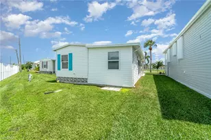 11170 Bayside Ln, Fort Myers Beach, FL 33931 - Photo 21