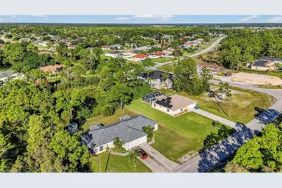 710/712 Creuset Ave S, Lehigh Acres, FL 33974 - Photo 3