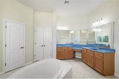2832 SW 17th Ave, Cape Coral, FL 33914 - Photo 27