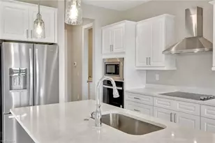 2721 SW 11th Ave, Cape Coral, FL 33914 - Photo 7