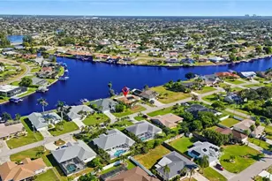 419 SE 28th Terrace, Cape Coral, FL 33904 - Photo 7