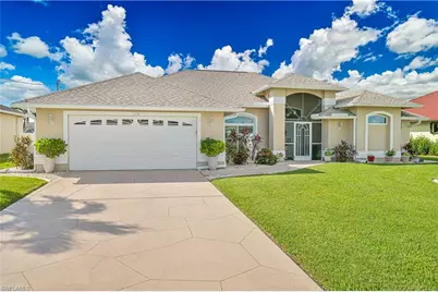 1114 SE 21st Ter, Cape Coral, FL 33990 - Photo 9