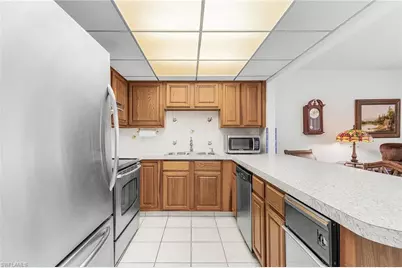 6894 Sandtrap Dr #4, Fort Myers, FL 33919 - Photo 7