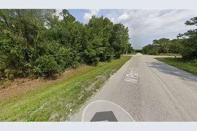 736 Woodland Blvd, Clewiston, FL 33440 - Photo 3