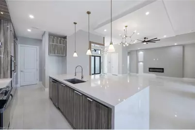 2106 SW 4th St, Cape Coral, FL 33991 - Photo 19