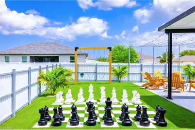 2005 Diplomat Pkwy W, Cape Coral, FL 33993 - Photo 33