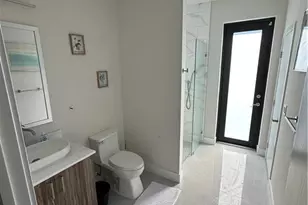1613 N Gator Cir, Cape Coral, FL 33909 - Photo 23