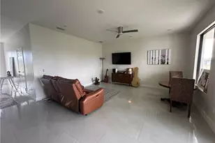 1613 N Gator Cir, Cape Coral, FL 33909 - Photo 7