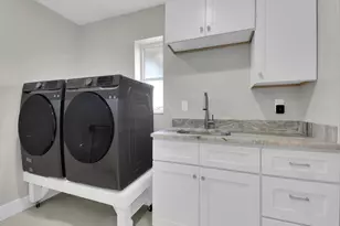 1437 SW 57th St, Cape Coral, FL 33914 - Photo 23