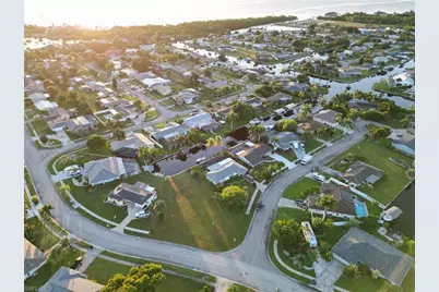 1763 Lakeview Blvd, North Fort Myers, FL 33903 - Photo 3