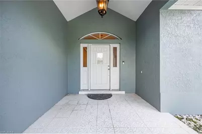 1261 Riverbend Dr, Labelle, FL 33935 - Photo 5