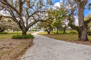 1261 Riverbend Dr, Labelle, FL 33935 - Photo 33