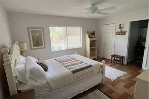 852 NE 7th Pl, Cape Coral, FL 33909 - Photo 13