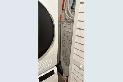 72 7th St S #112, Naples, FL 34102 - Photo 21