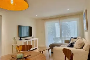 72 7th St S, Naples, FL 34102 - Photo 11