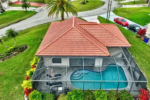 506 Causeway Dr, Lehigh Acres, FL 33936 - Photo 5