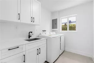 331 Washington Ct, Fort Myers Beach, FL 33931 - Photo 15