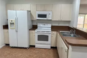 4225 Bellasol Cir, Fort Myers, FL 33916 - Photo 3