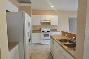 1105 Florence St E, Lehigh Acres, FL 33974 - Photo 3