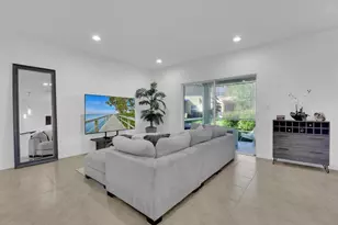 12526 Laurel Cove Dr, Fort Myers, FL 33913 - Photo 7