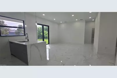 1631 NE 34th St, Cape Coral, FL 33909 - Photo 5