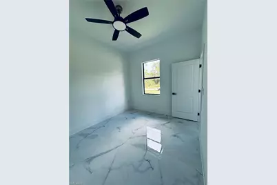 582 Eisenhower Blvd, Lehigh Acres, FL 33974 - Photo 21