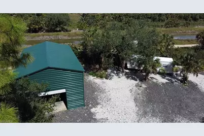 634 Jackie Ct, Lehigh Acres, FL 33972 - Photo 5