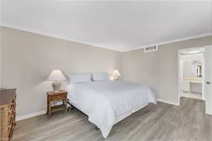 2777 W Gulf Dr, Sanibel, FL 33957 - Photo 17