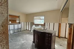 11314 Summerwinds Ct, Fort Myers, FL 33908 - Photo 13