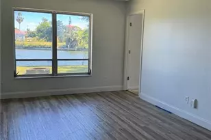 109 NE 20th Ct, Cape Coral, FL 33909 - Photo 3