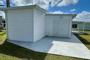 5558 Palm Beach Blvd, Fort Myers, FL 33905 - Photo 3