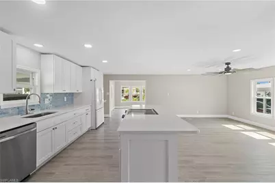 57 San Remo Cir, Naples, FL 34112 - Photo 17