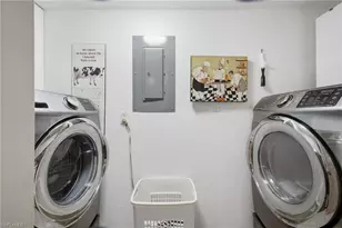 4604 Flagship Dr, Fort Myers, FL 33919 - Photo 9