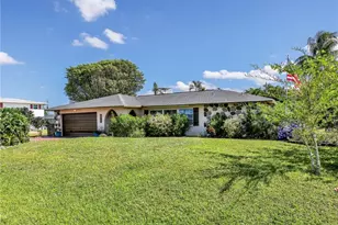 6765 Overlook Dr, Fort Myers, FL 33919 - Photo 5