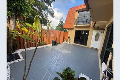 1708 Park Meadows Dr #4, Fort Myers, FL 33907 - Photo 3