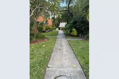 1708 Park Meadows Dr #4, Fort Myers, FL 33907 - Photo 35