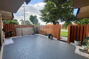 1708 Park Meadows Dr, Fort Myers, FL 33907 - Photo 31