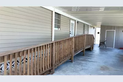 515 Blossom Ct, North Fort Myers, FL 33917 - Photo 3