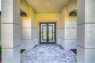 860 NE 6th Ave, Cape Coral, FL 33909 - Photo 3