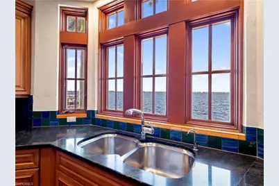 5844 Riverside Ln, Fort Myers, FL 33919 - Photo 17