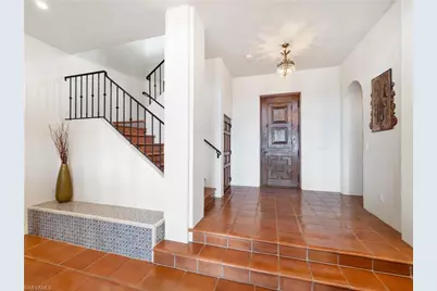 5844 Riverside Ln, Fort Myers, FL 33919 - Photo 9