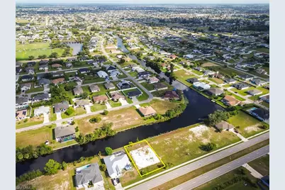 2629 Ceitus Pkwy, Cape Coral, FL 33991 - Photo 7