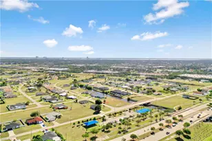 1514 NE 13th Terrace, Cape Coral, FL 33909 - Photo 17