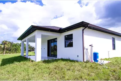 865 Chipley St, Lehigh Acres, FL 33974 - Photo 37