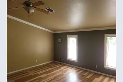 2728 SE 8th Ave, Cape Coral, FL 33904 - Photo 7