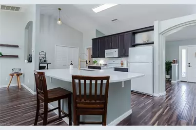 108 NW 28th St, Cape Coral, FL 33993 - Photo 7