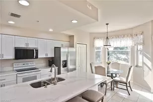 8076 Queen Palm Ln, Fort Myers, FL 33966 - Photo 7