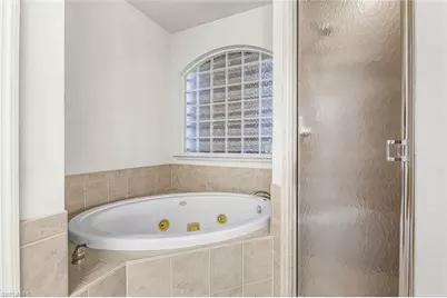 217 SW 43rd Ter, Cape Coral, FL 33914 - Photo 17