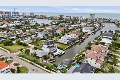 469 Trade Winds Ave, Naples, FL 34108 - Photo 23