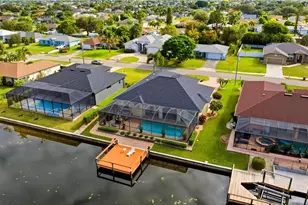 622 SE 8th Pl, Cape Coral, FL 33990 - Photo 43